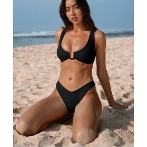 Berlook Black Two Piece Strappy Back Swimsuit Bikini Size M Top L Bottom NEW